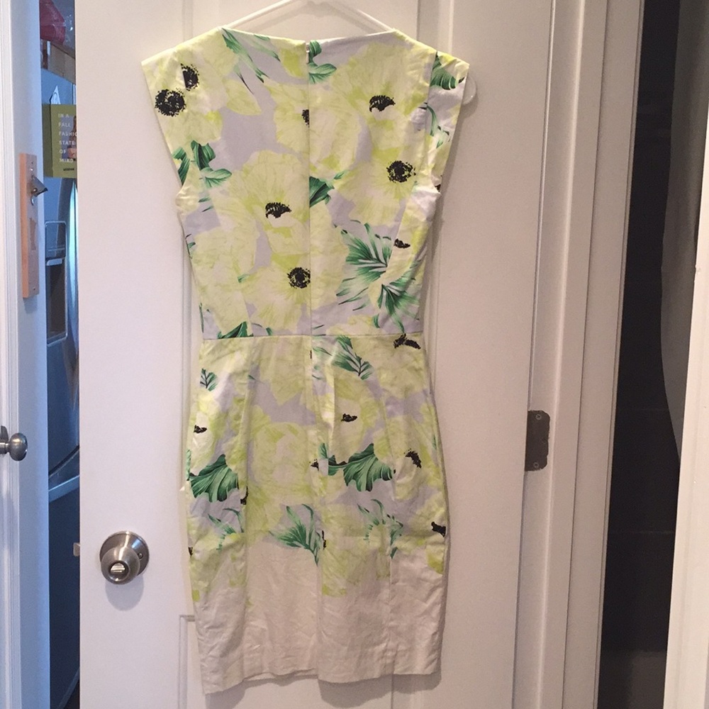 Dress - Picture 2 of 4
